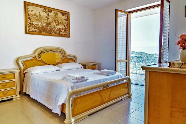 Villa Sara - Stunning Sea View With Private Swimming Pool