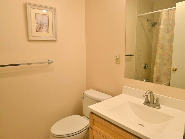 51 Middlecott - 2 Bedroom Condo