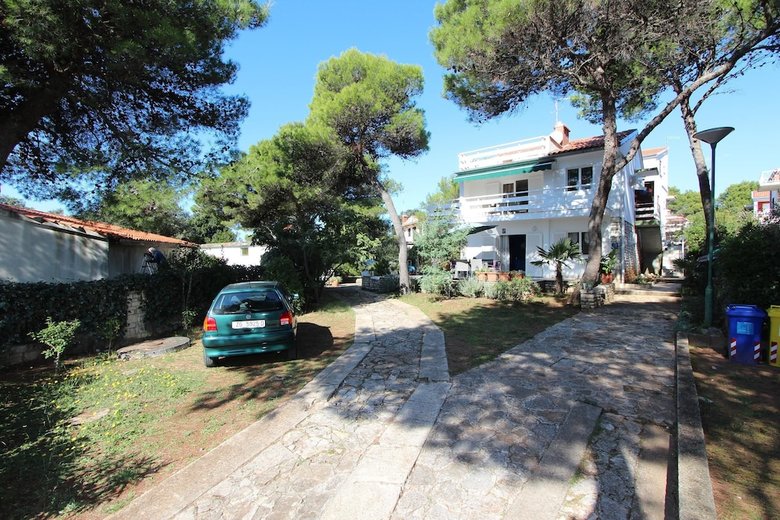 Apartments Jurjevic
