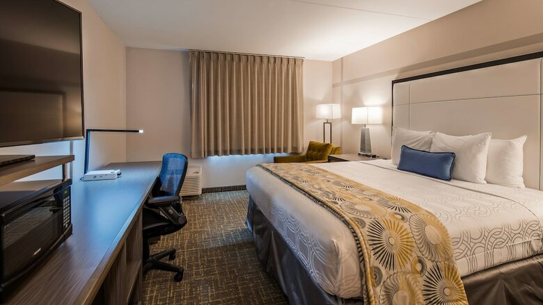 Best Western Plus Columbia River Hotel & Conference Center