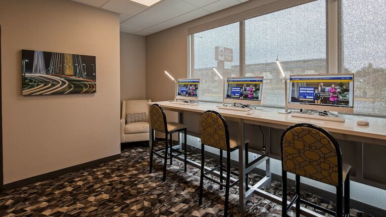 Best Western Plus Columbia River Hotel & Conference Center
