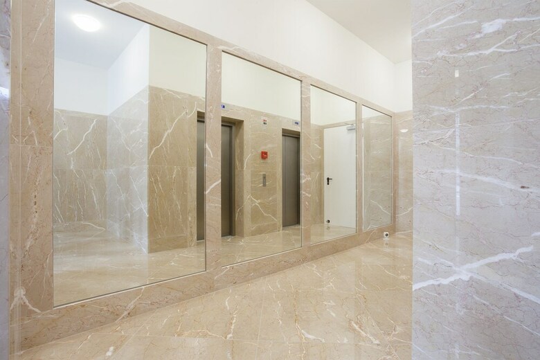 Liiiving - Aliados Luxury Apartments