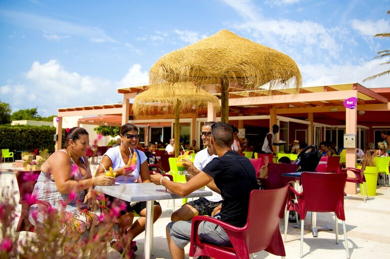 Vvf Villages "les Portes Du Roussillon" Le Barcar�s