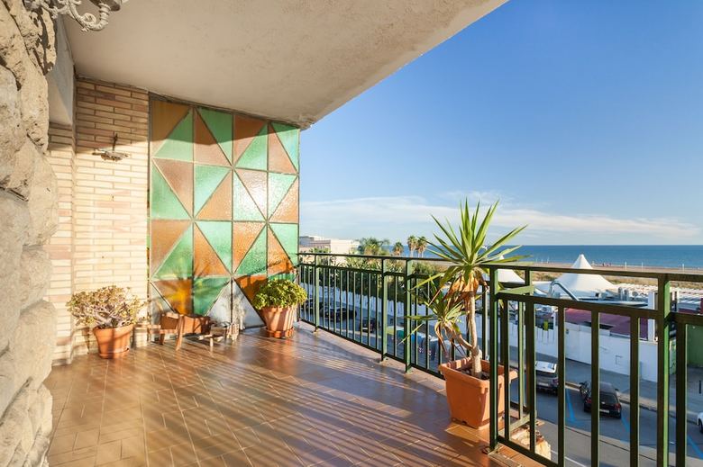 Apartamentos Tarida Be My Guest Castelldefels