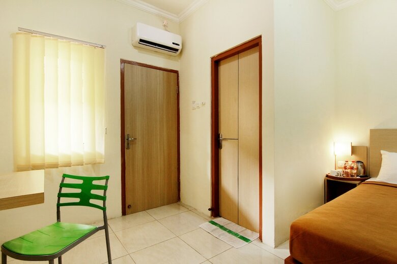 Hotel Masrilink's Guest House