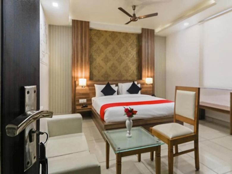 Hotel Edition O 30047 Signature Inn