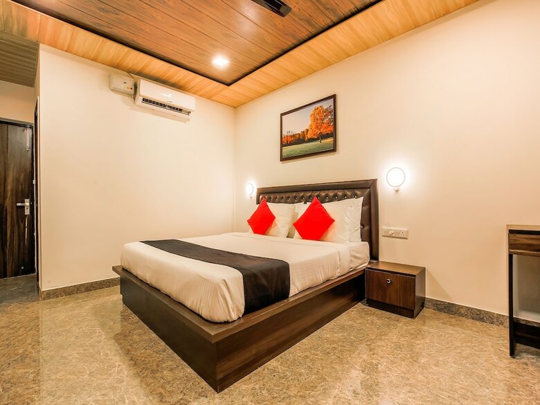 Hotel Capital O 18910 La Gracia Resort