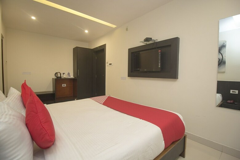 Oyo 24798 Kiwi Hotel Yavachi