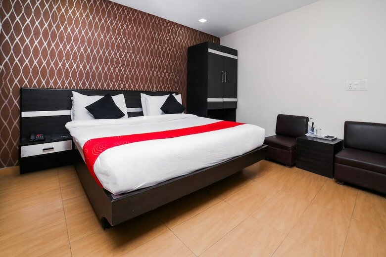Hotel Edition O 30052 Chinmay Resorts