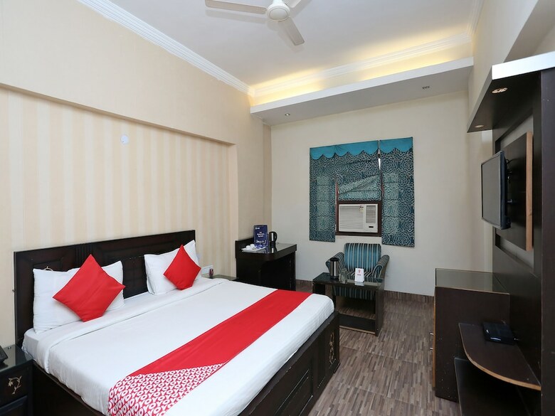 Hotel Oyo 19567 Shimla Resort
