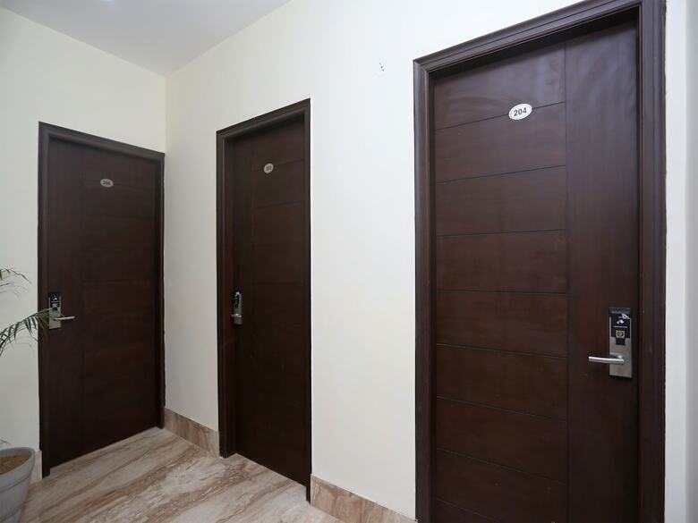 Hotel Capital O 14259 Pine Grove