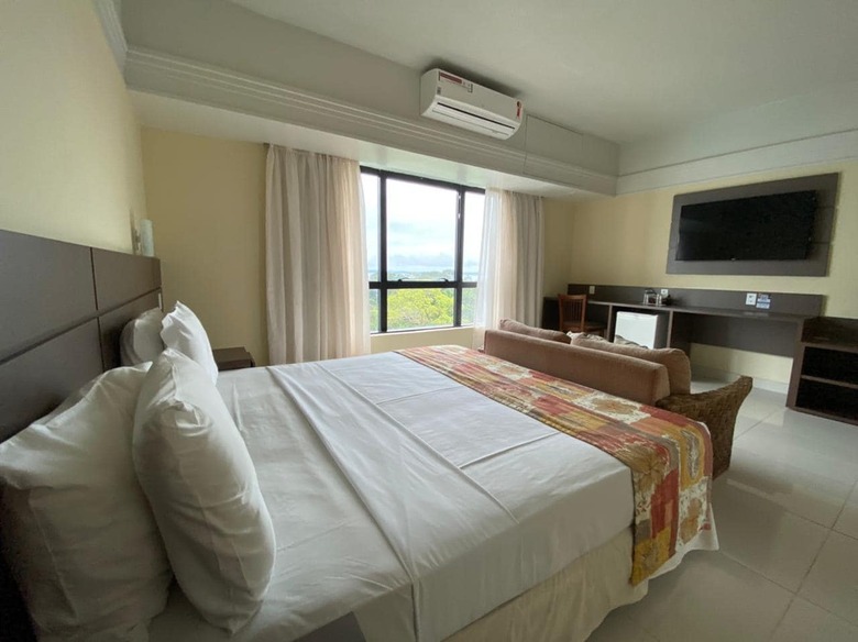 Tropical Executive Hotel