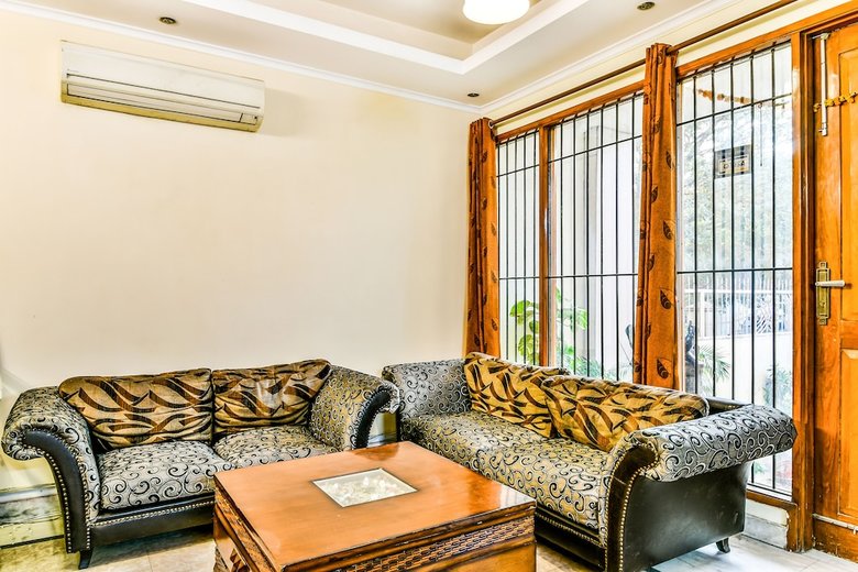 Hotel Fab Residency