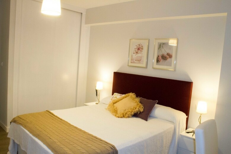 Apartamentos C�ntrico Burgas Termal Casco Hist�rico