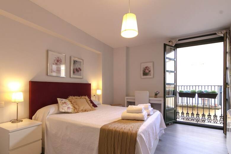 Apartamentos C�ntrico Burgas Termal Casco Hist�rico