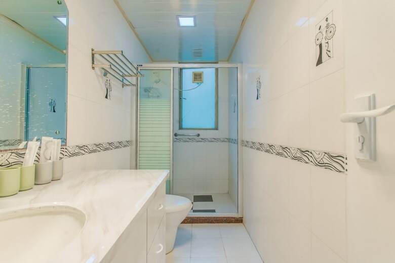 Locals Boutique Apartment Jida No2