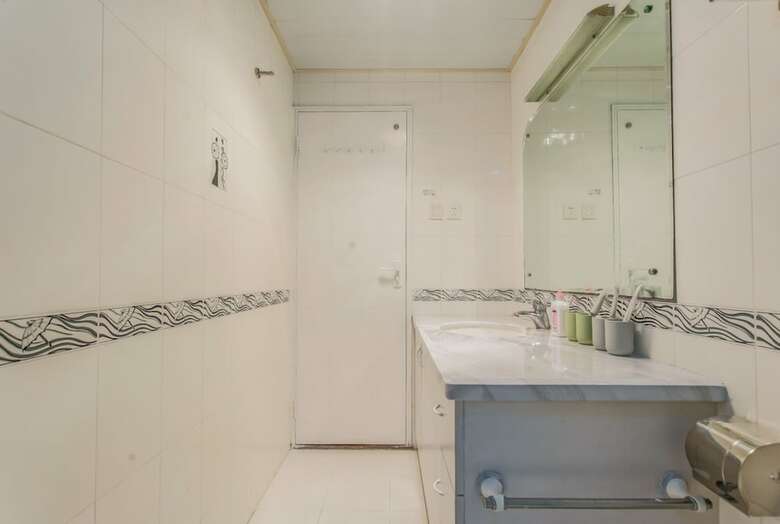 Locals Boutique Apartment Jida No2