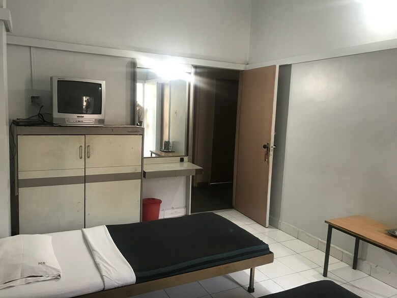 Hotel Maurya Residency