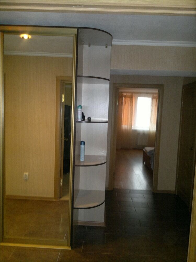 Apartment On Vokzalnaya 77-31