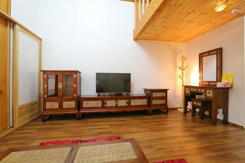 Gyeongju Namu Hanok Pension