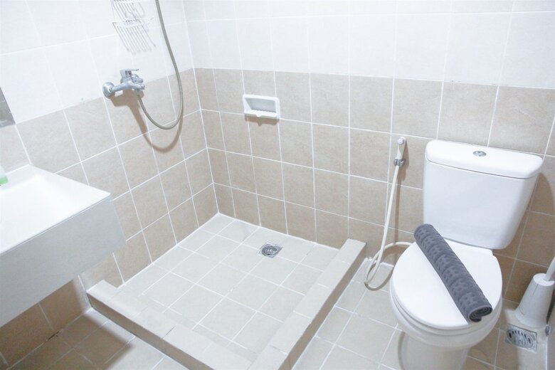2br Hampton's Park Apartment Near Pondok Indah