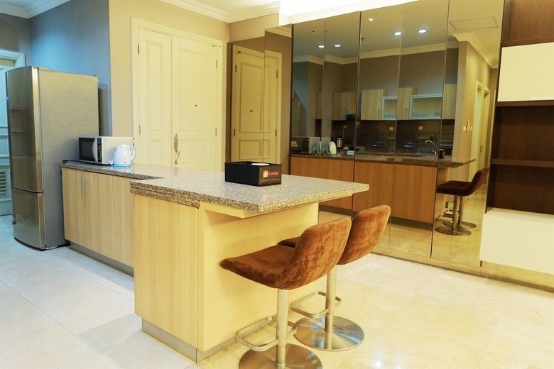 Luxury 2br The Bellezza Apartment With City View