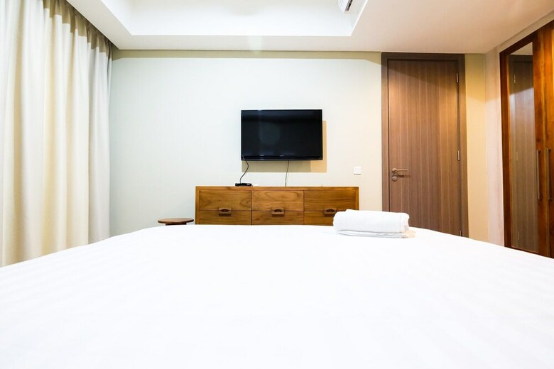 Luxurious 2br St. Moritz Puri Apartment With Private Lift