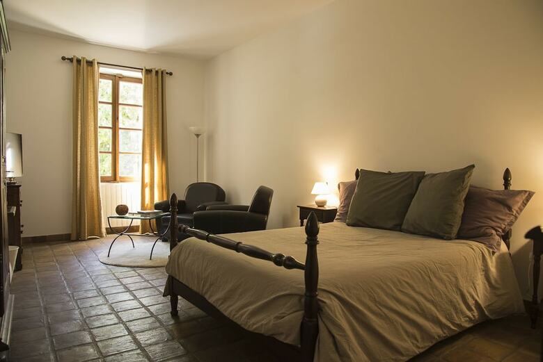Bed & Breakfast Chambre D'h�tes Le Mas Saint Jacques