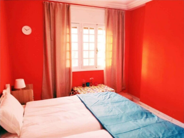 Hostal Blue And White House