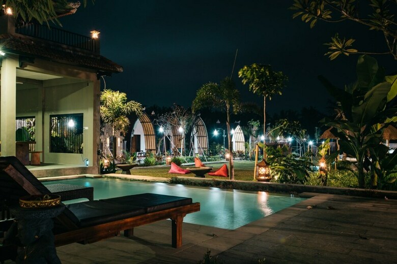 Bed & Breakfast Adil Villa And Resort