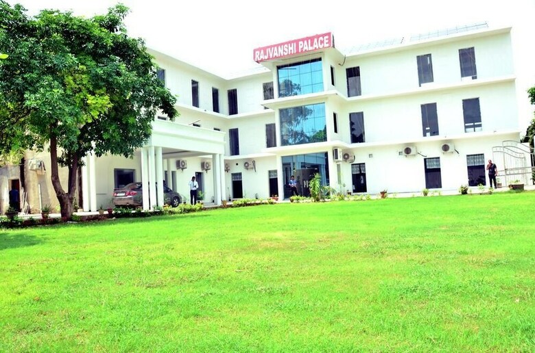 Rajvanshi Palace By Jassritha Hotels