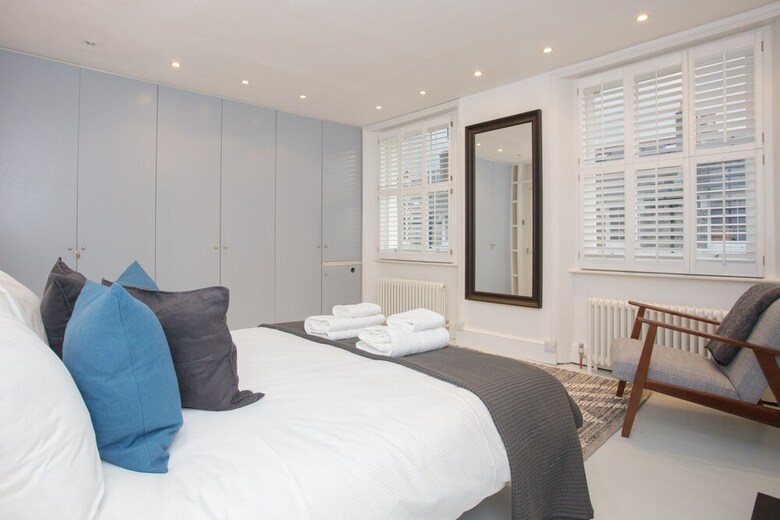 4 Bedroom House Next To Primrose Hill