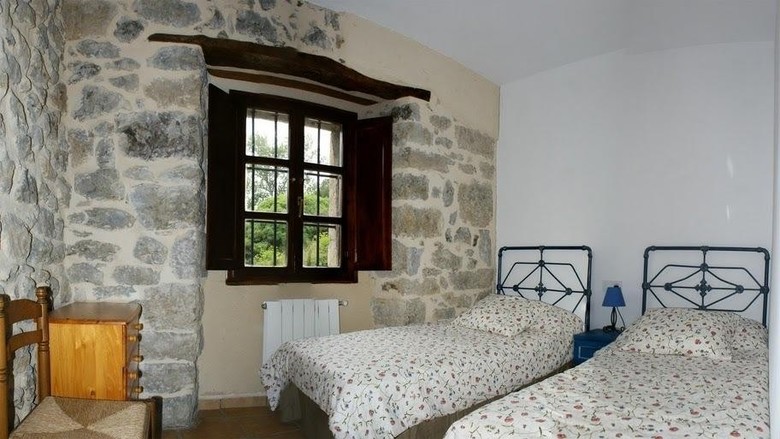 El Pontarron Apartamentos