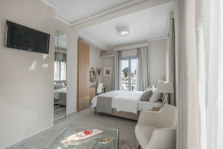 Klimis Hotel