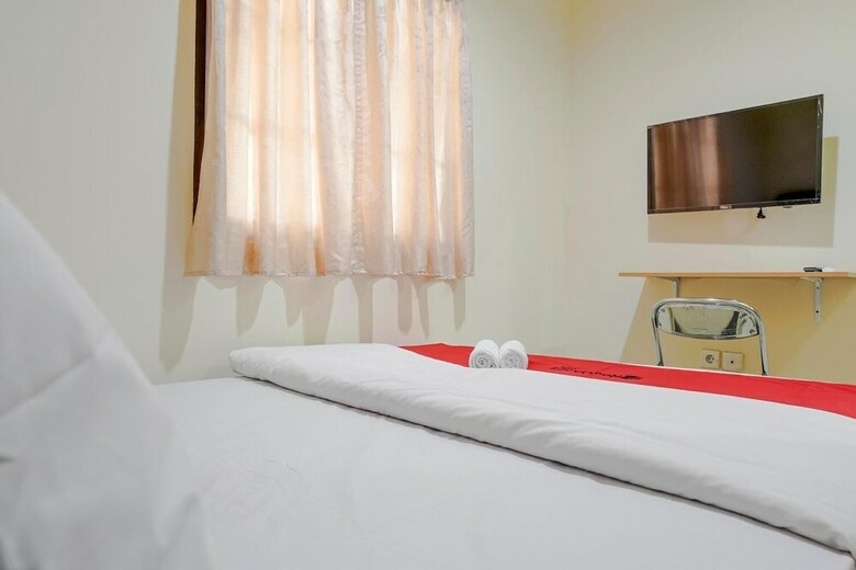 Hotel Reddoorz @ Jalan Biak Roxy Jakarta