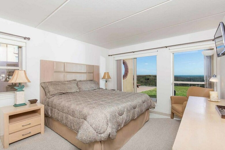Suntide II Condominiums