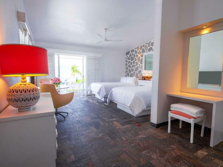 Hotel Las Brisas