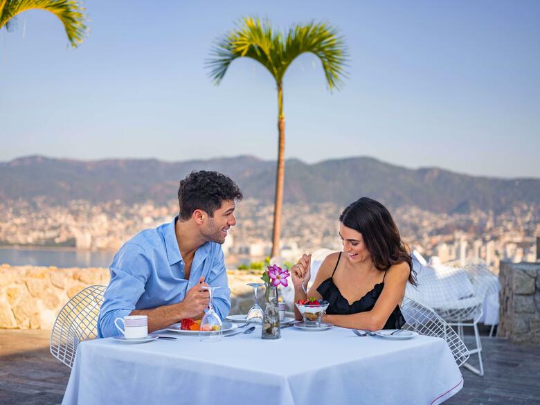 Hotel Las Brisas