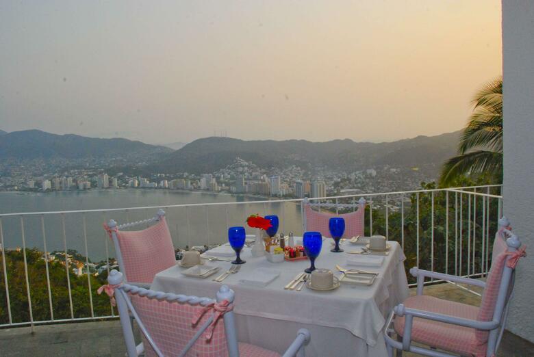 Hotel Las Brisas