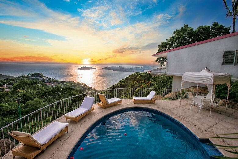 Hotel Las Brisas