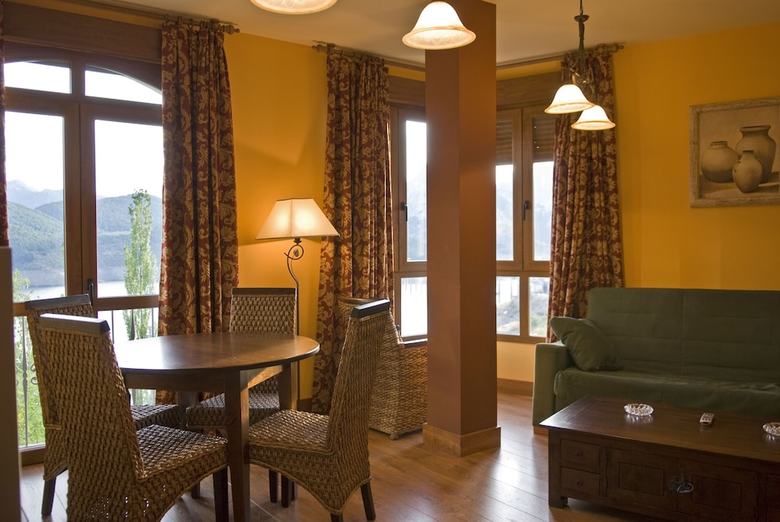 Apartamentos Pico Llerenes
