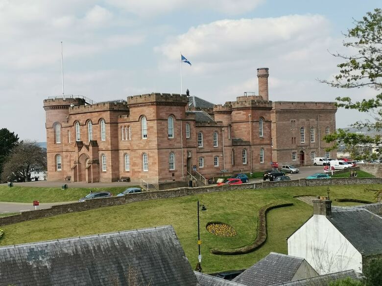 No 48 Castle View