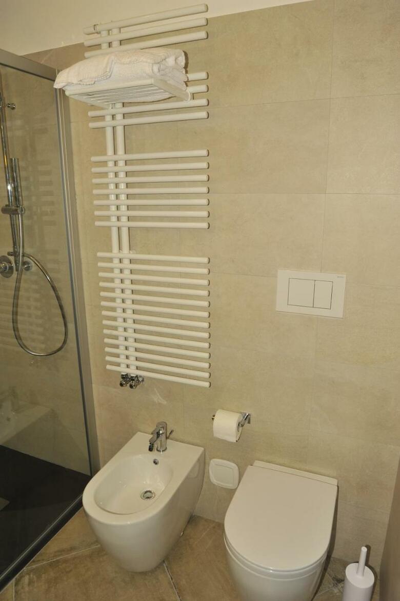 Hotel Etnea 454   Catania Luxury Rooms