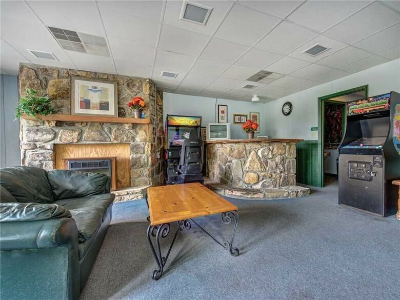 Ski View Mountain Resort 305 - Two Bedroom Condo