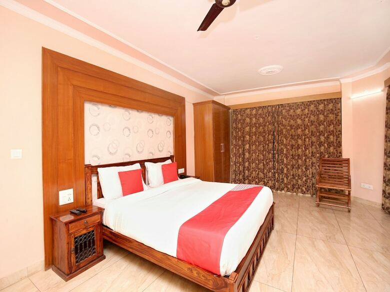 Apartamentos Oyo 15254 Home Scenic Studio Barog