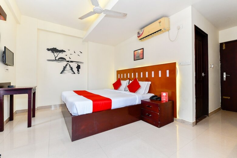 Hotel Oyo 1400 Cochin Metro