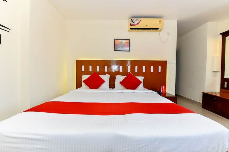 Hotel Oyo 1400 Cochin Metro