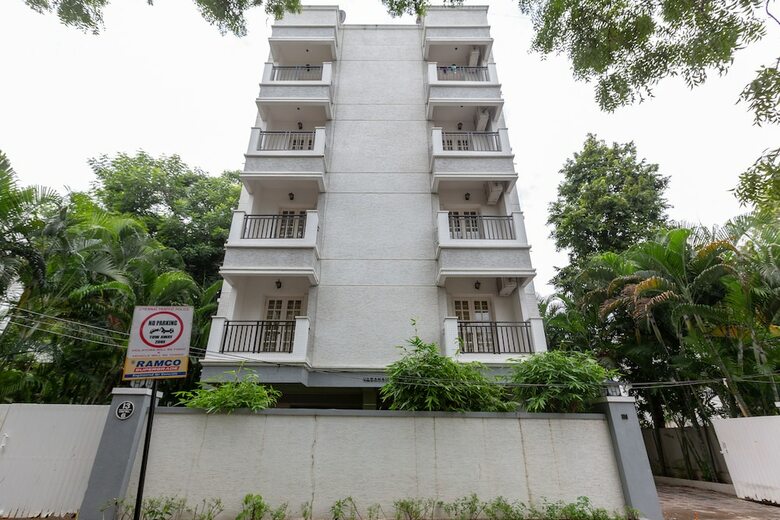 Hotel Oyo 23202 Cute Orange Service Apartments