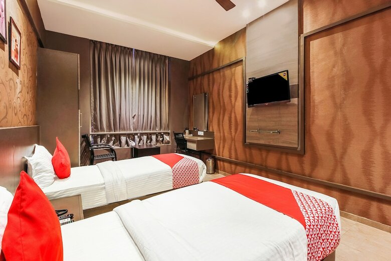 Hotel Oyo 26991 Stanza Luxurios Stay