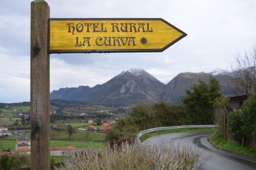 Hotel Rural La Curva